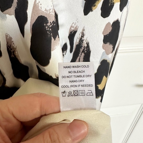 SUPERDOWN: animal print midi dress -Size XS - Picture 6 of 7